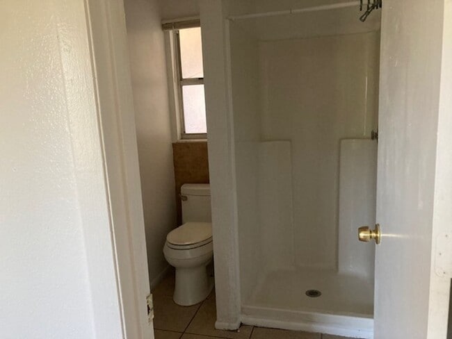 Building Photo - 3 Bedroom 2 Bath Villa West Bradenton.