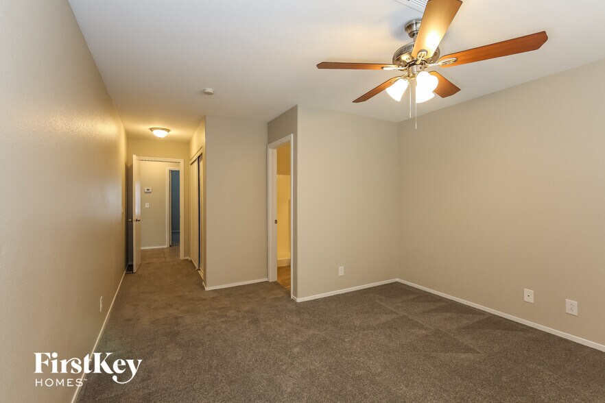 Building Photo - 5100 Chambliss Dr