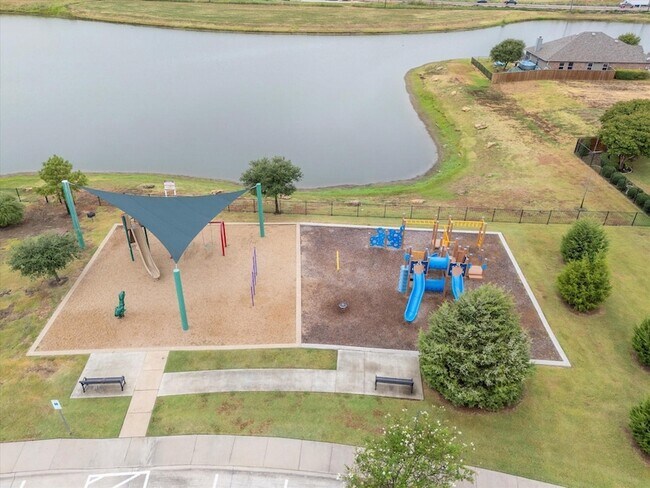 Building Photo - 1125 Silver Maple Ln