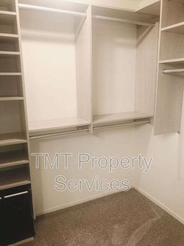 Building Photo - 169 Pierpoint Cir