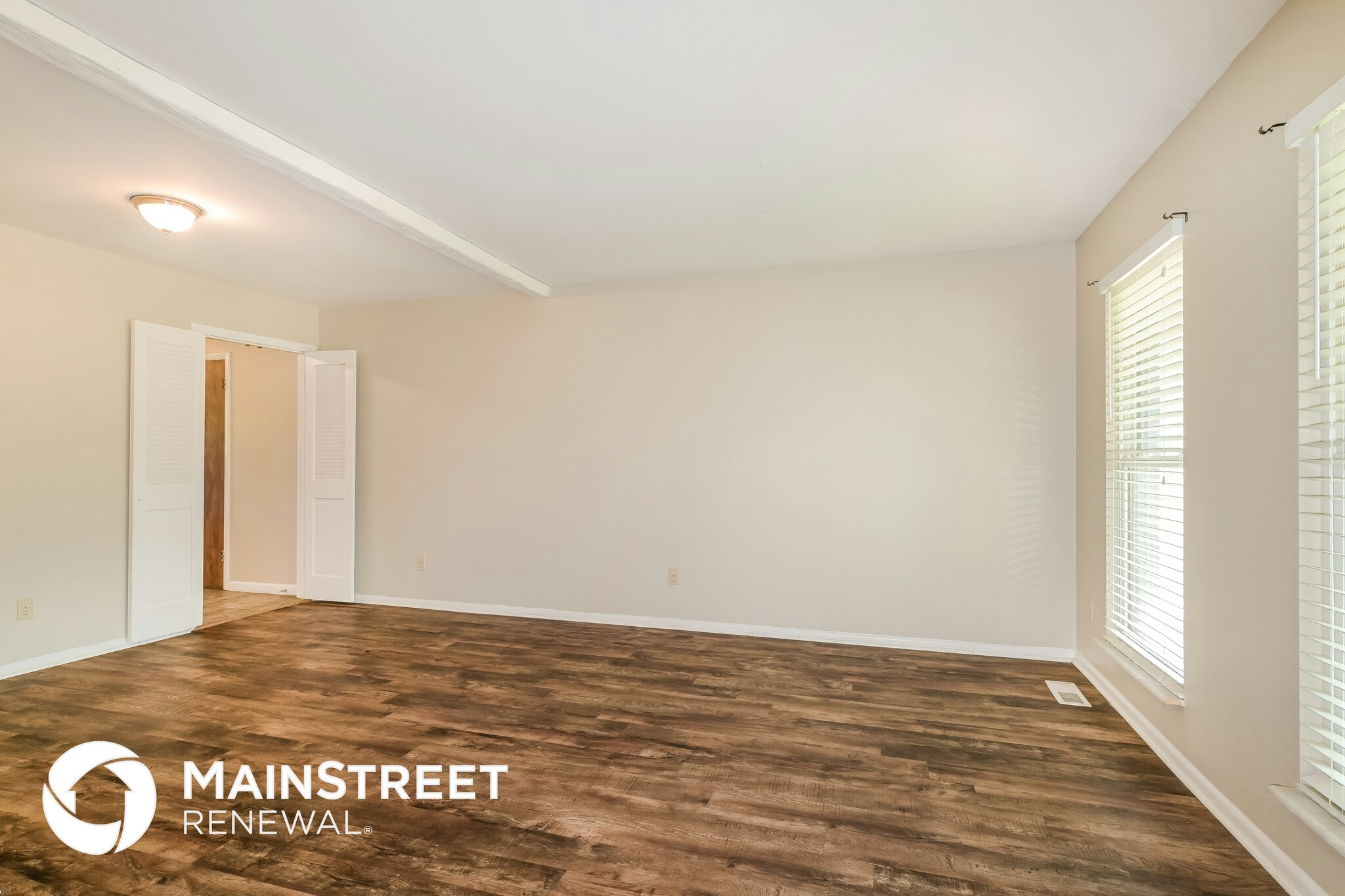 Building Photo - 2075 Cordoba Dr