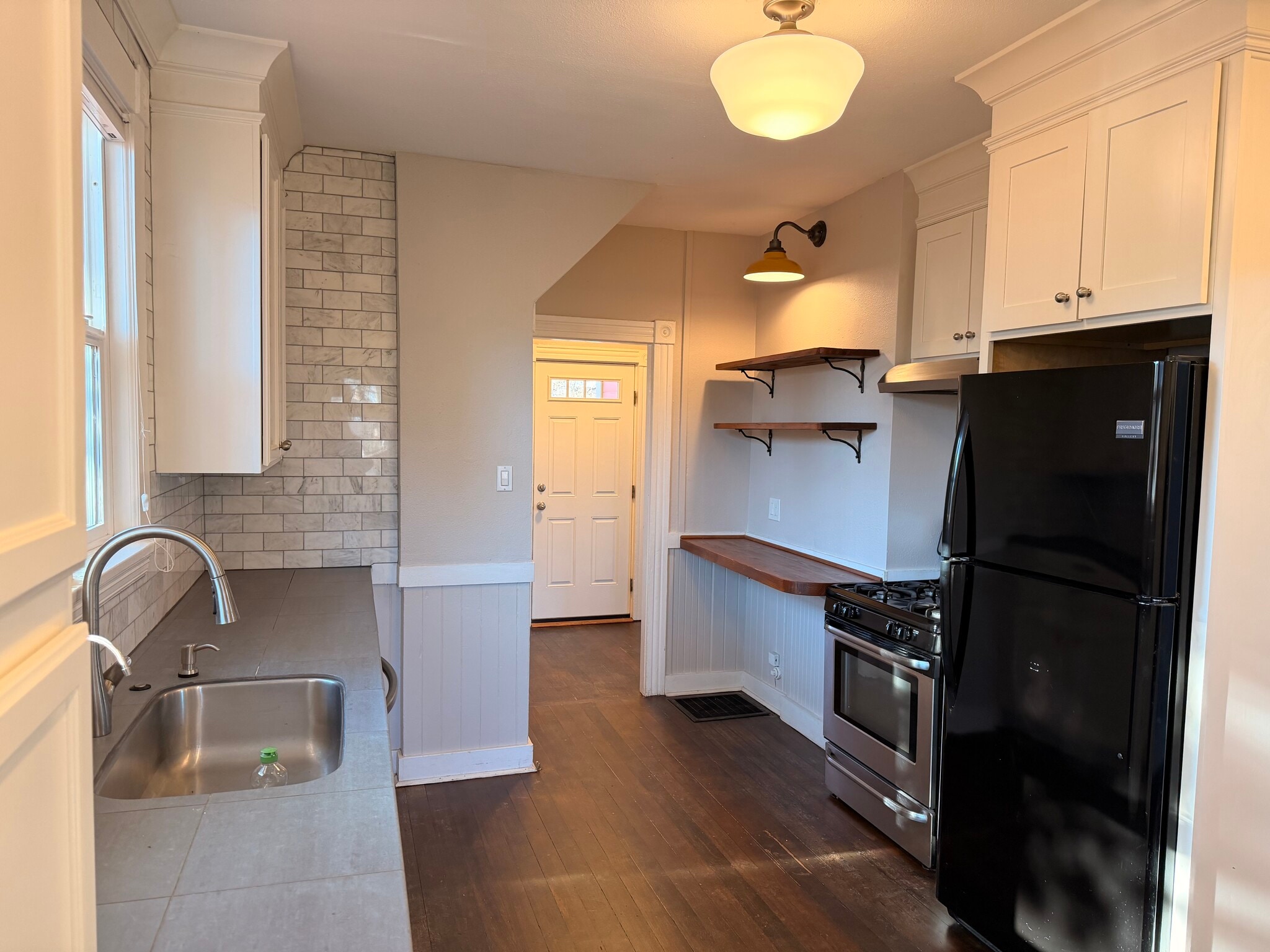 Building Photo - 7094 NE 8th Ave