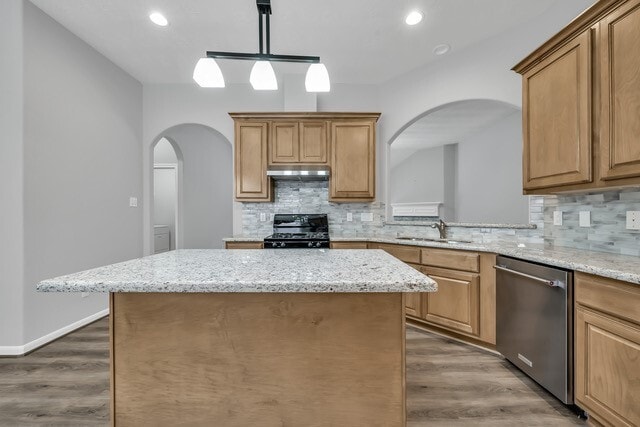 Building Photo - 15838 Pleasant Green Cir