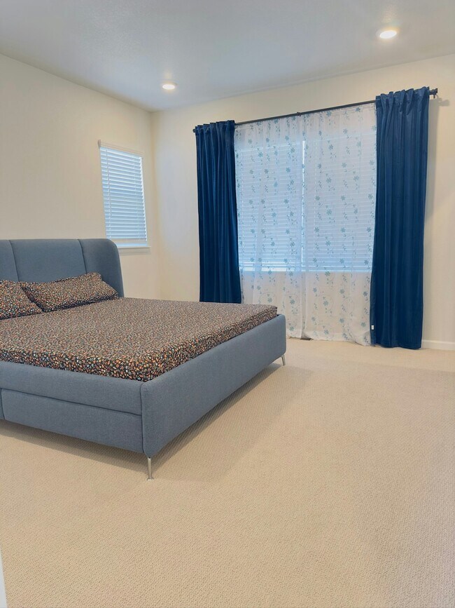 Building Photo - 6944 Hidden Cv Ct