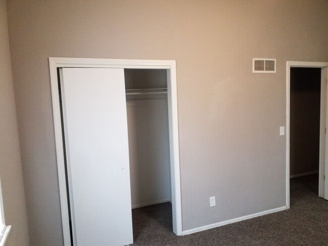 Building Photo - Coming Soon! Newly Renovated Home in Kansa...