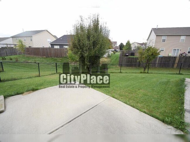 Building Photo - 1750 Buckeye Ct