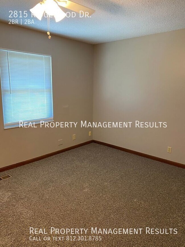 Building Photo - 2 Bedroom, 1.5 Bath Duplex, Northside Evan...