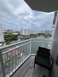 Building Photo - 18071 Biscayne Blvd
