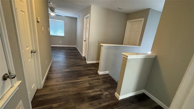 Building Photo - 5605 Clyde Ln