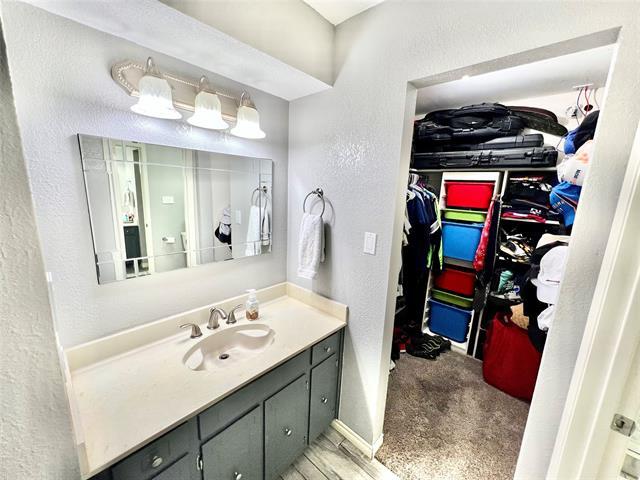 Building Photo - 7812 Woodharbor Dr