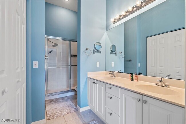 Building Photo - 4970 Deerfield Way