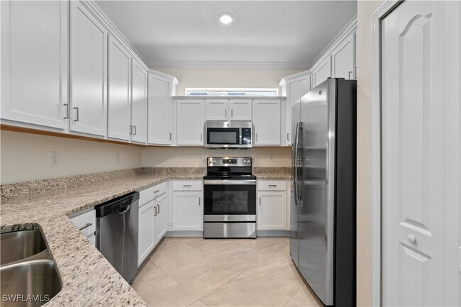 Building Photo - 4240 Lemongrass Dr