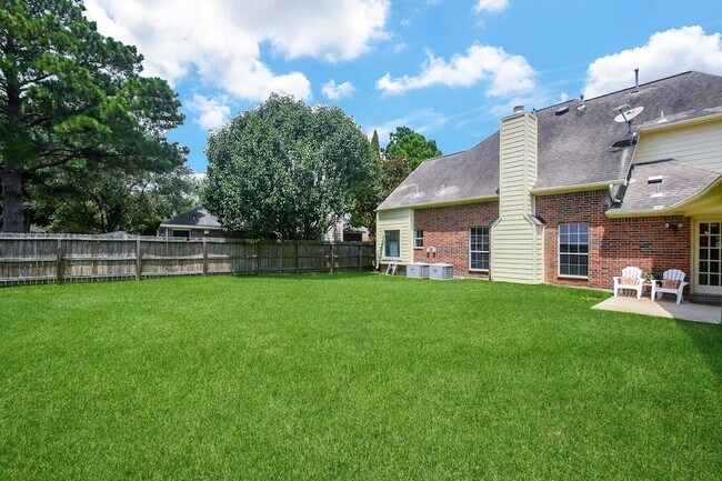 Building Photo - 20735 Park Pine Ln
