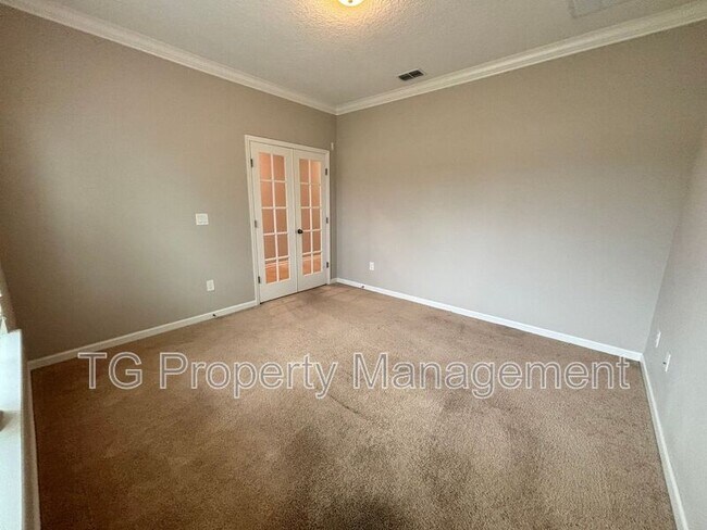 Building Photo - 99 Athens Dr