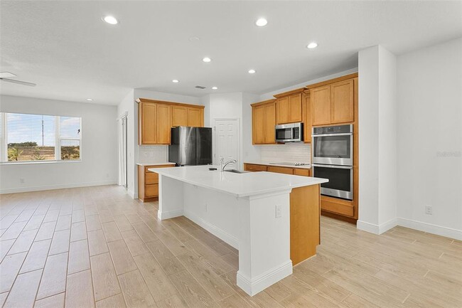 Building Photo - 7818 Syracuse Dr