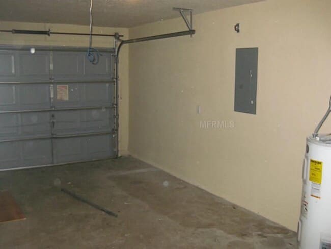 Building Photo - 501 Cypress Ave