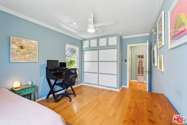 Building Photo - 1929 Tamarind Ave