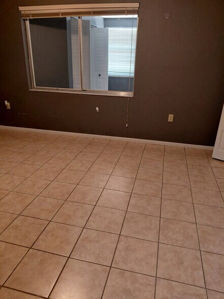 2nd BED ROOM - 906 Hartford Dr