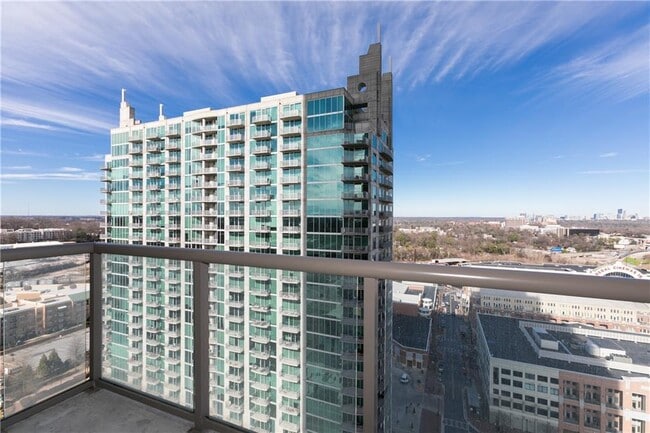 Building Photo - 270 17th St NW