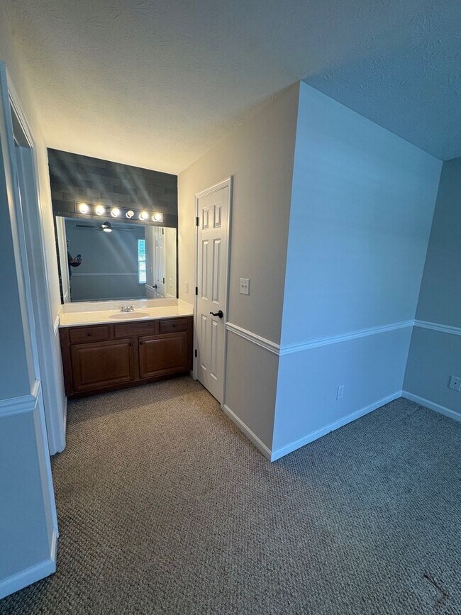 Building Photo - Detached Single Family Home In Weyers Cave