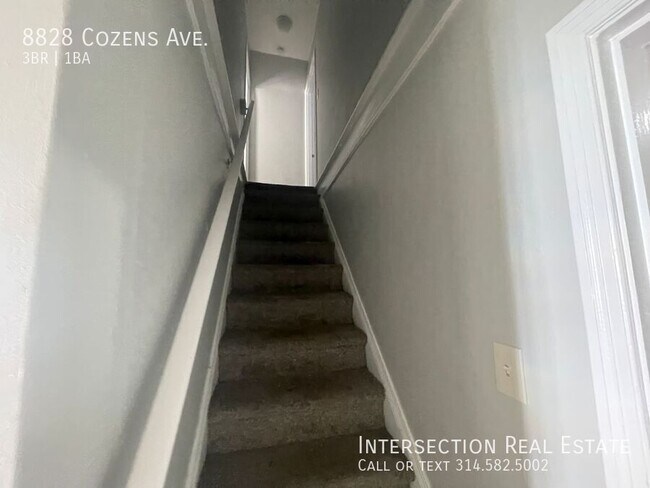 Building Photo - 8828 Cozens Ave