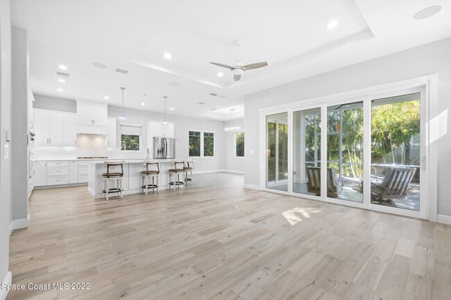 Building Photo - 151 24th St