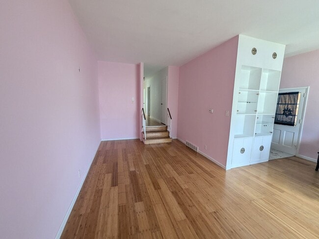 Building Photo - 8637 Agusta St