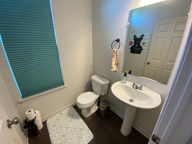 Building Photo - 4263 Lilac Ln