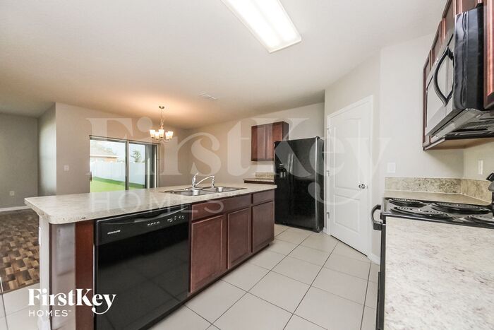 Building Photo - 1425 Tawny Ridge Rd