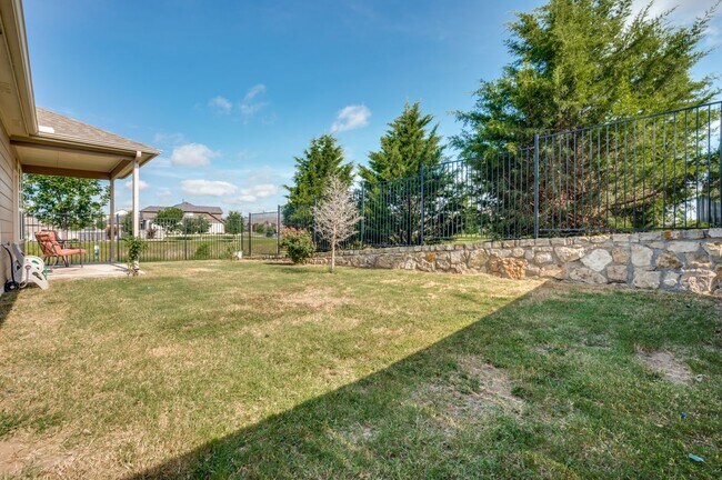 Building Photo - 2444 Rooster Ln