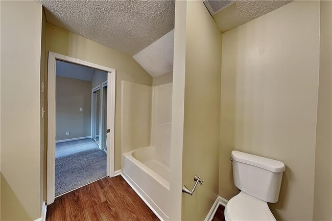 Building Photo - 3553 Hogan Dr NW