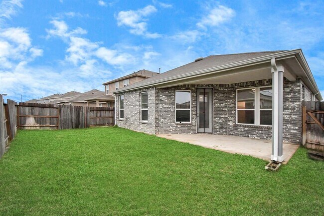 Building Photo - 2030 Domeniko Dr
