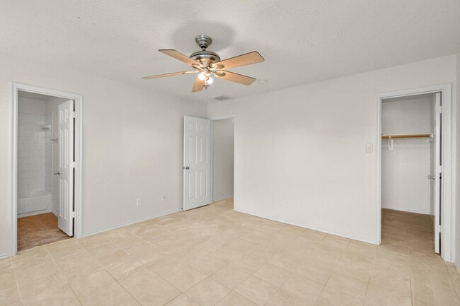 Building Photo - 12207 Windsor Bay Ct