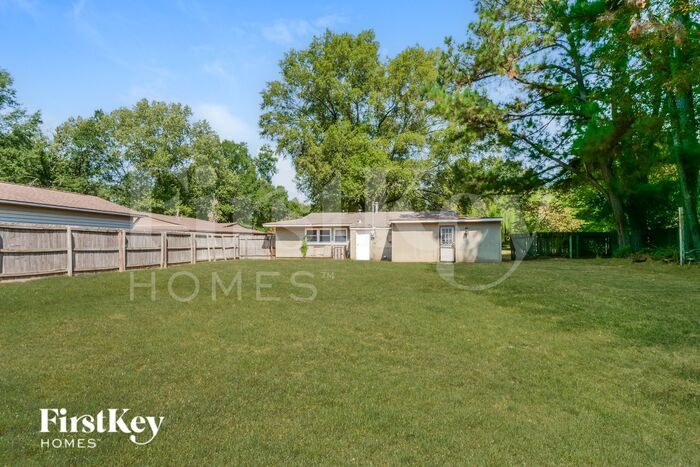 Building Photo - 5183 Warfield Dr