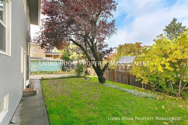 Building Photo - 1843 N Schofield St