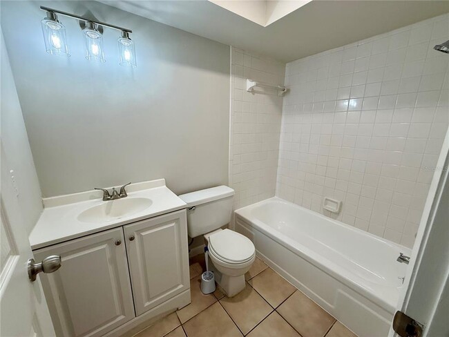 Building Photo - 34 Cedar Dr