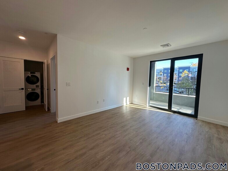 Building Photo - 199 Gardner St