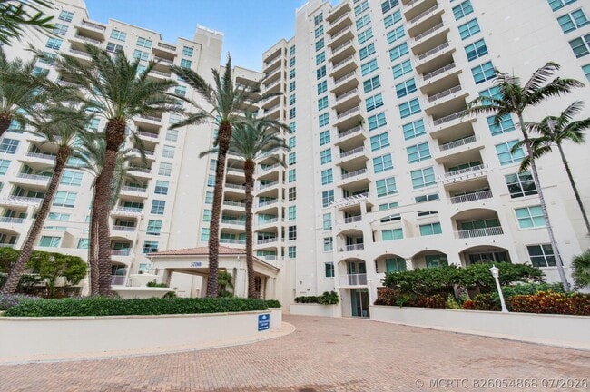 Building Photo - 3700 S Ocean Blvd