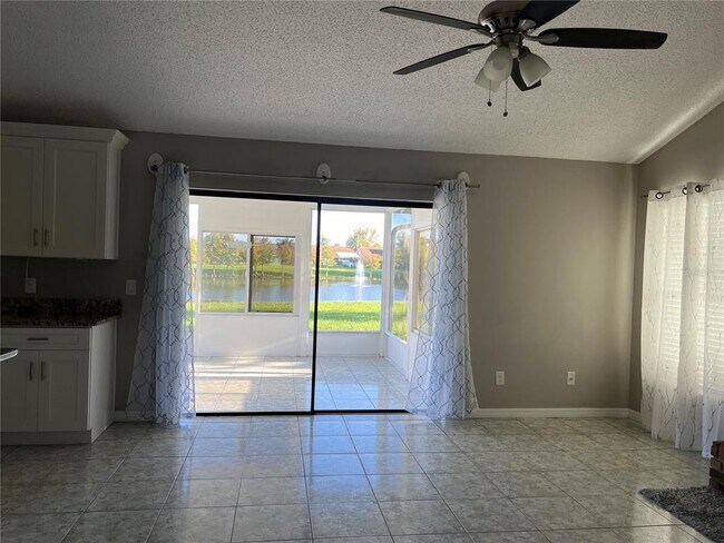 Building Photo - 12736 Newfield Dr