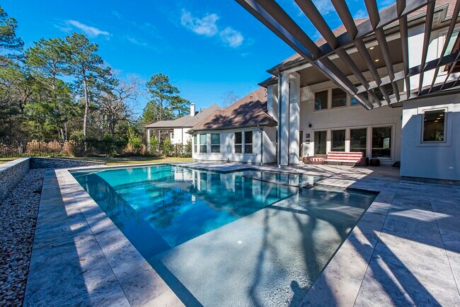Building Photo - 7 Yellowstar Ct