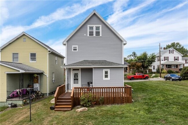 Building Photo - 616 Highland Ave