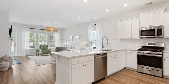 Building Photo - 773 Blue Moon Xing