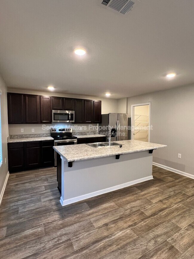 Building Photo - 6402 Churchill Cir