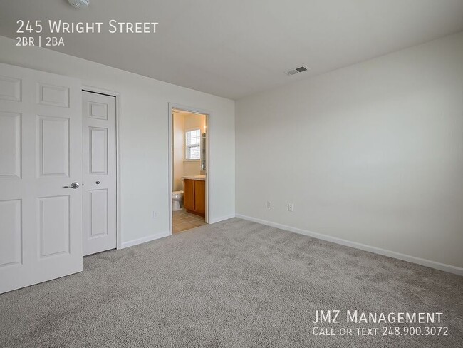 Building Photo - 245 Wright St