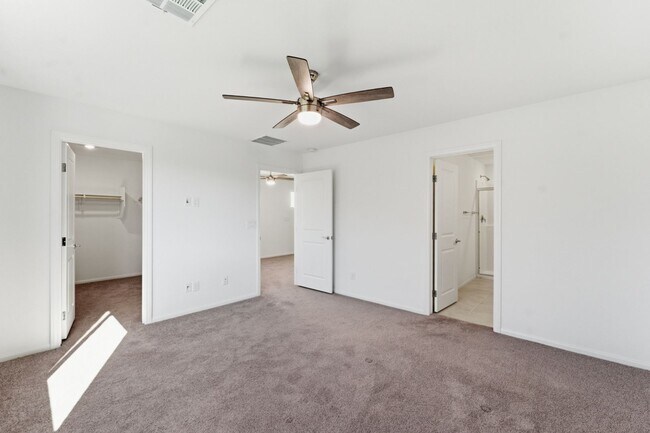 Building Photo - Three-Bedroom House For Rent!