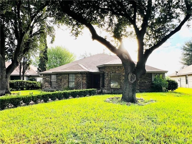 Building Photo - 28 S Cynthia St