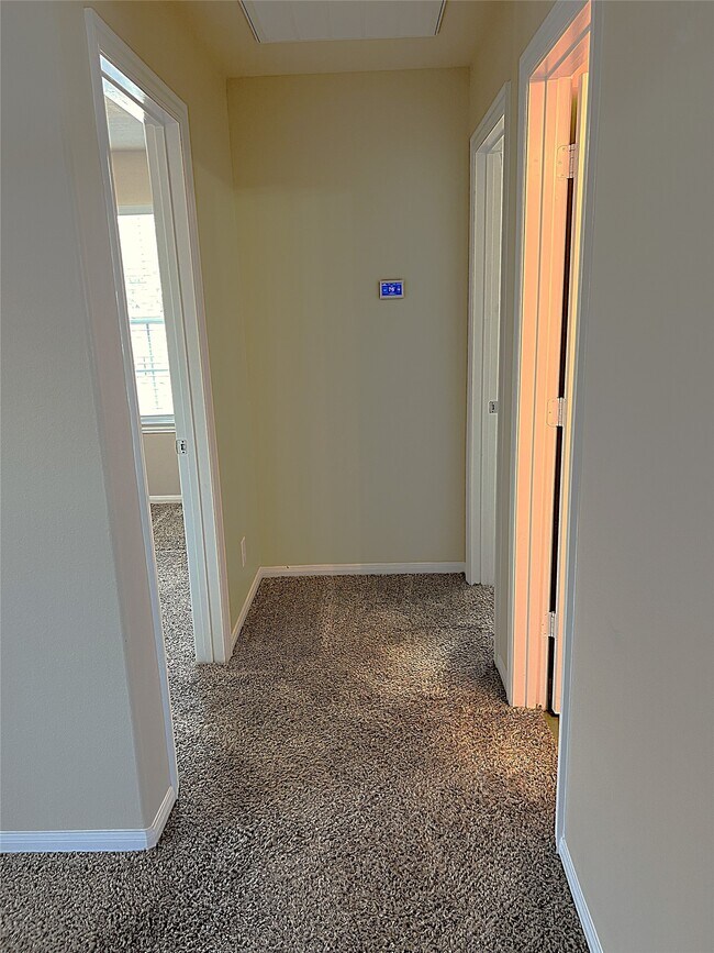 Building Photo - 17222 Hannah Oaks Ln
