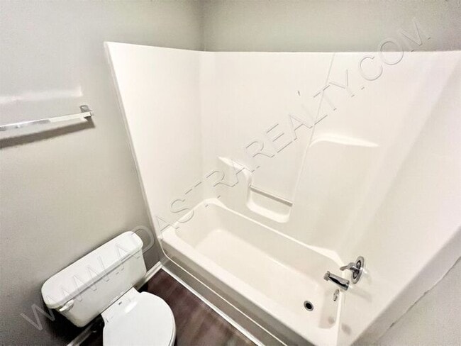 Building Photo - Very Spacious Townhome in West Olathe-Coming SOON!!