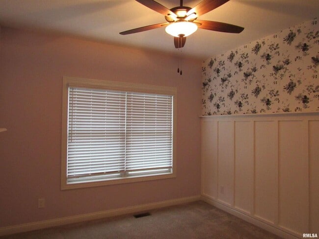 Building Photo - 1659 Celtic Ct