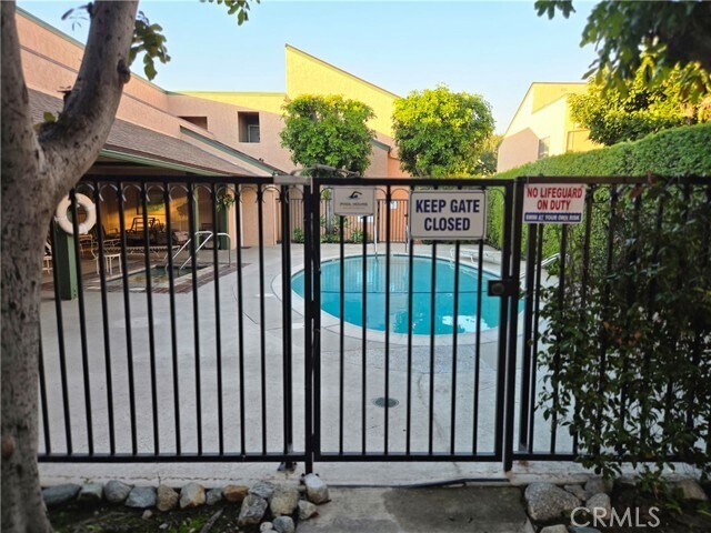 Building Photo - 1126 Fairview Ave